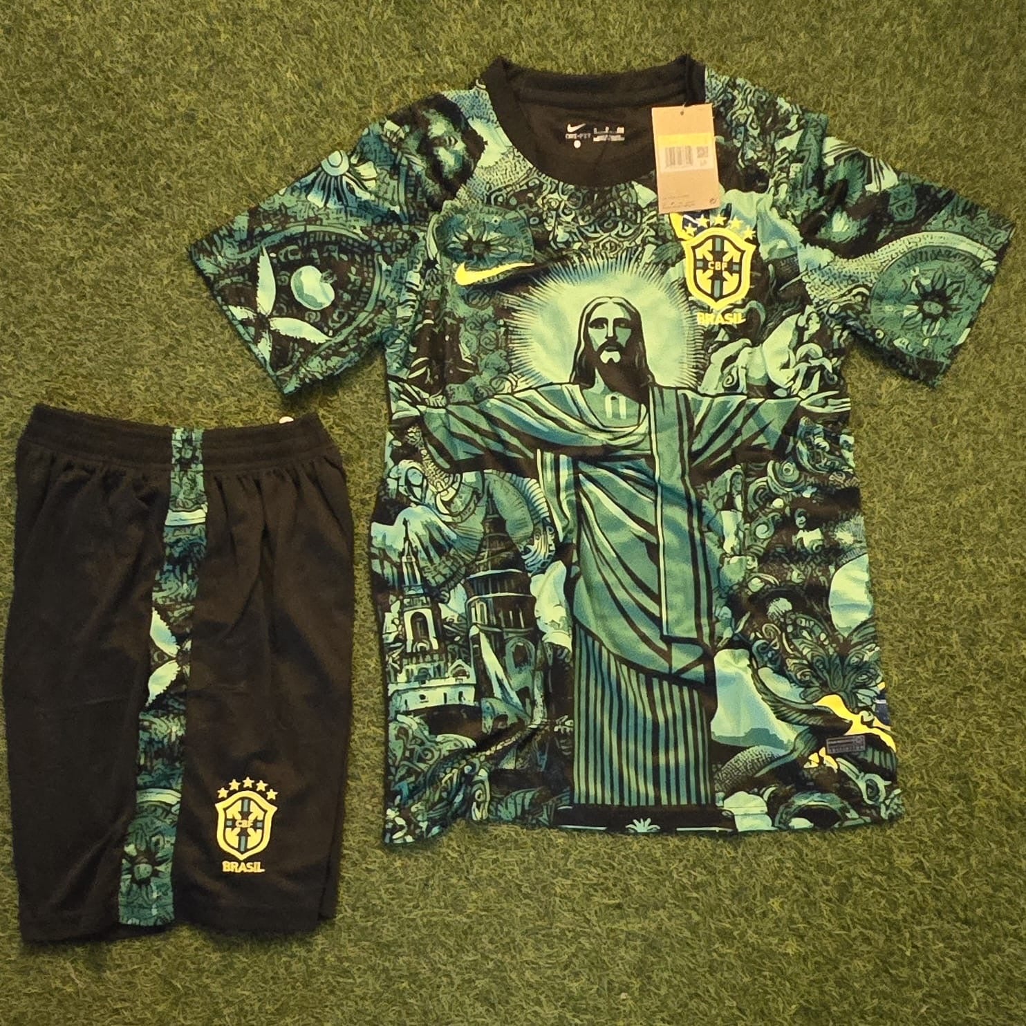 Brazil Christ The Redeemer 2025 Green Special Edition Kit + FREE SHORTS