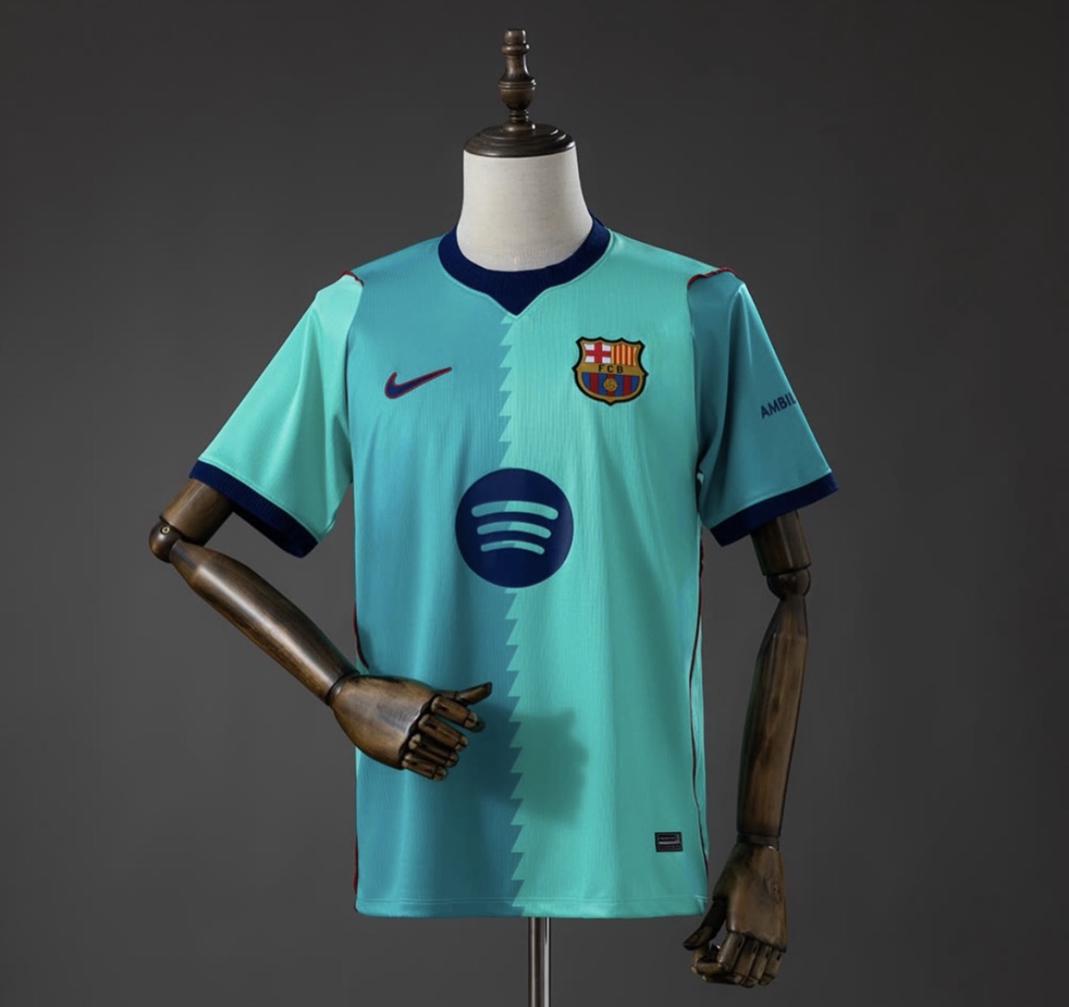 Women’s Barcelona Third Kit + FREE shorts