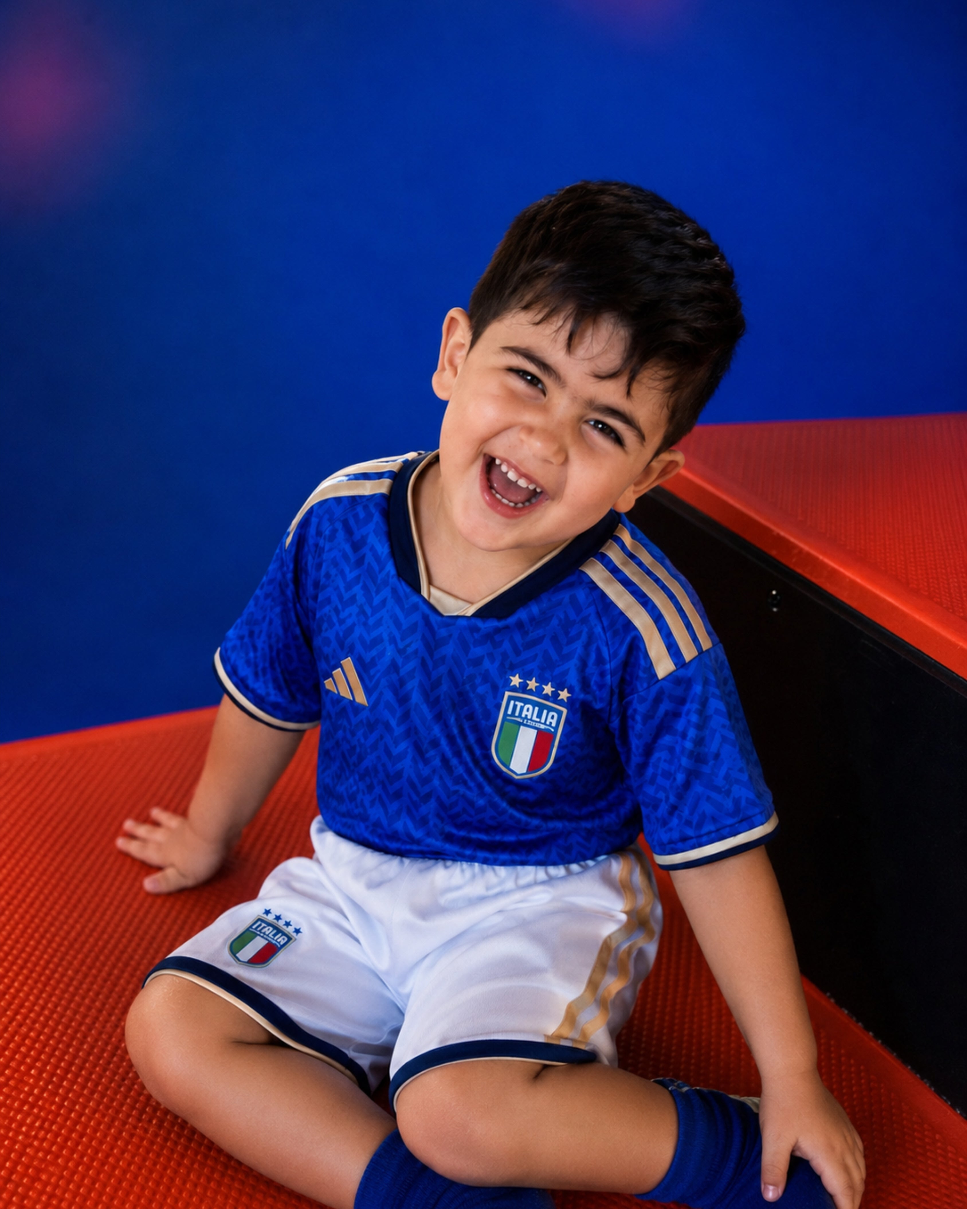 Italy Kids Home World Cup Kit + FREE shorts