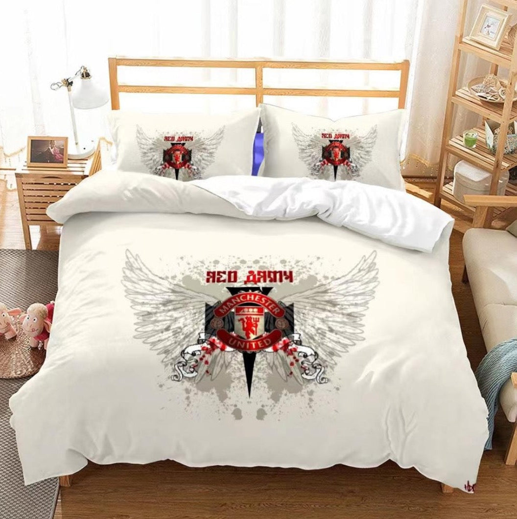 Manchester United Red Army Bed Coverlet + 2 Pillow Cases