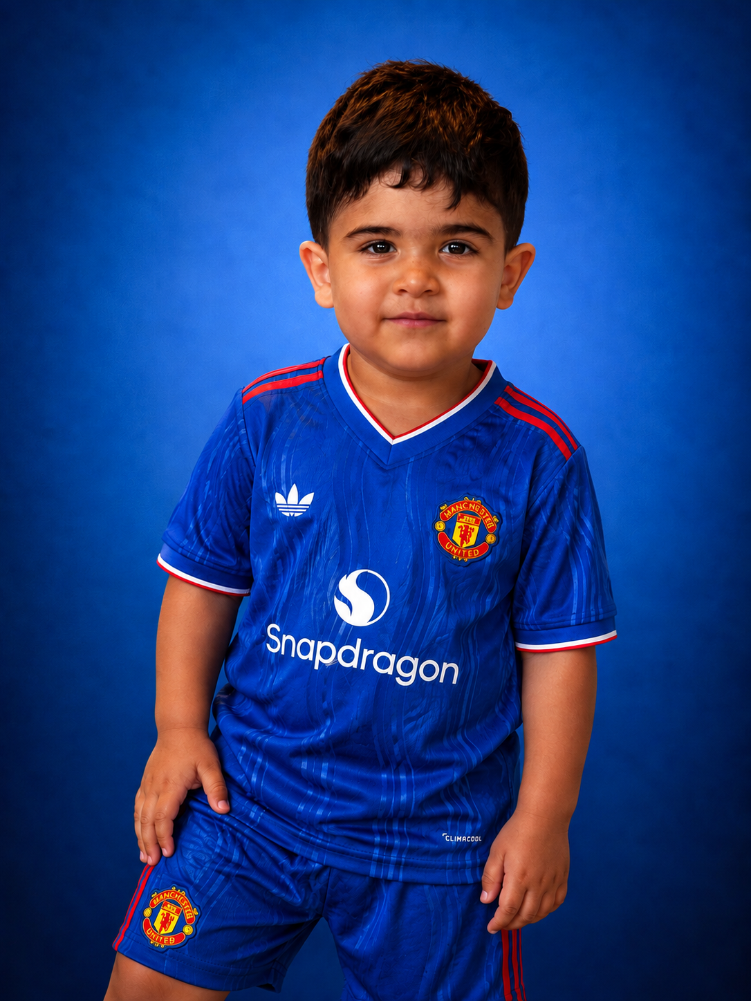 Manchester United Kids Away Kit + FREE shorts