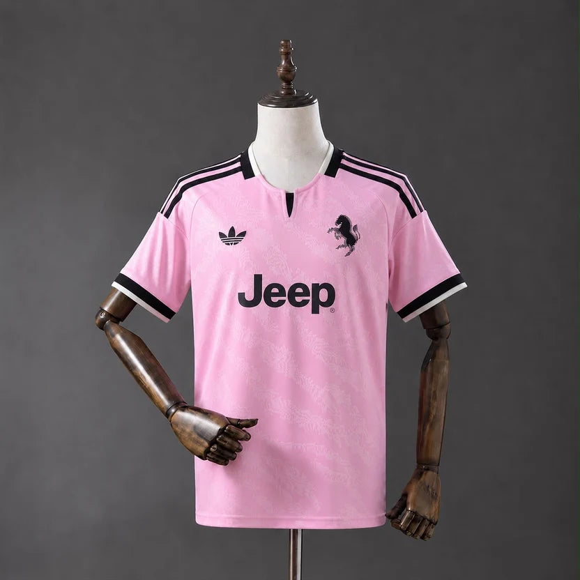 Juventus Away Kit + FREE shorts