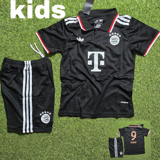 Bayern München Third Harry Kane FREE PRINT + SHORTS