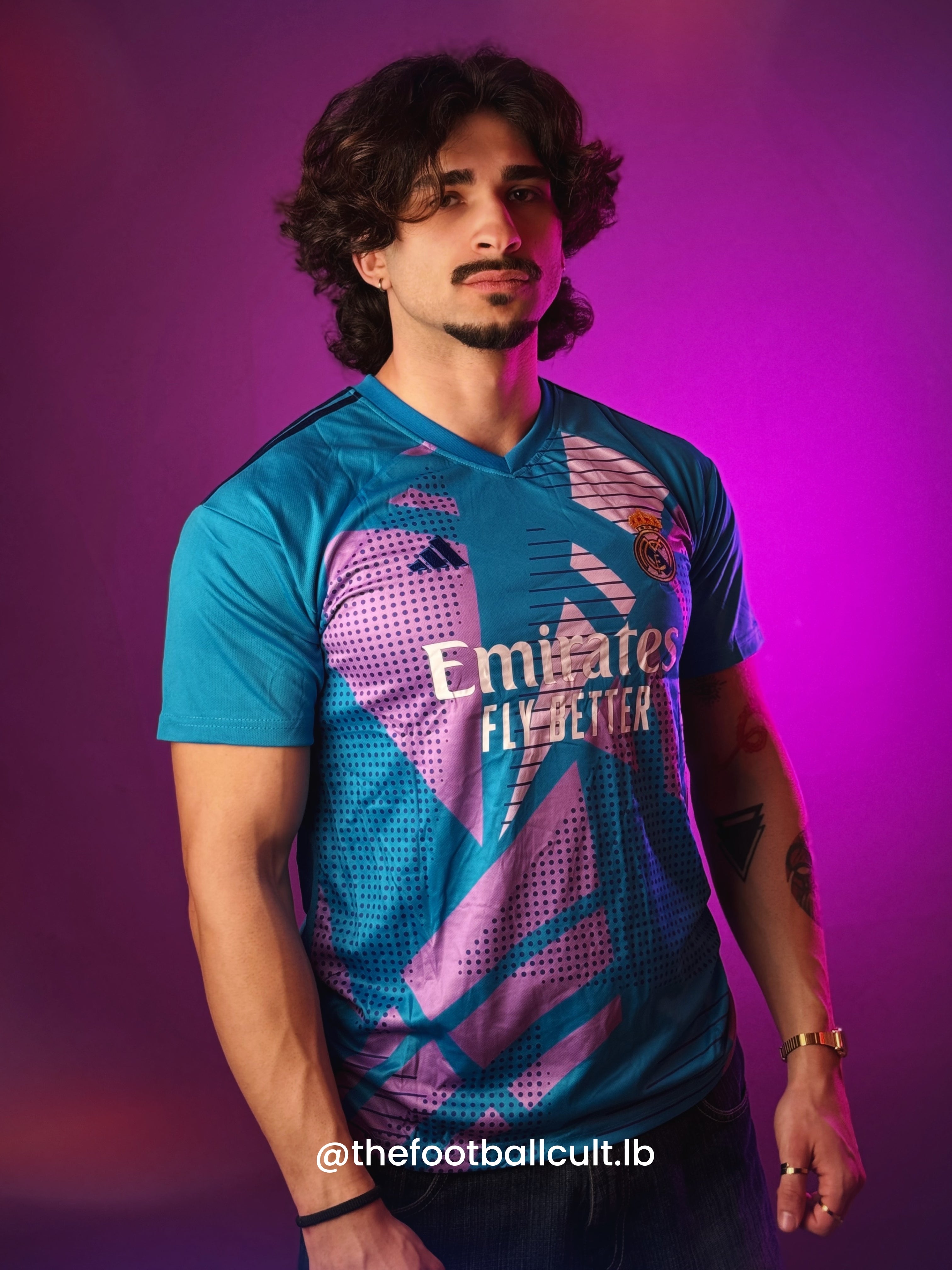 Thibaut Courtois Real Madrid Goalkeeper Kit + FREE shorts