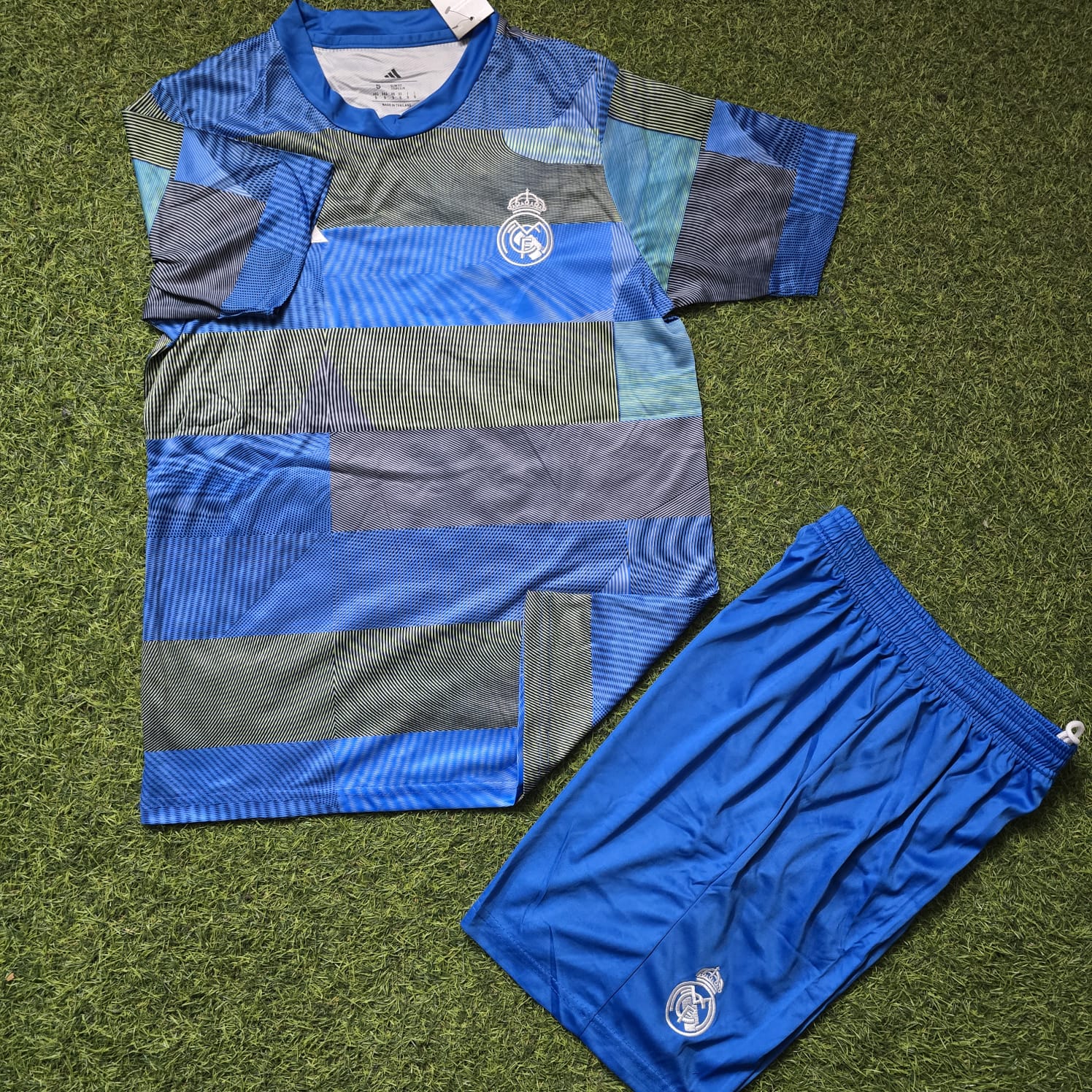 Real Madrid Pre Match Kit