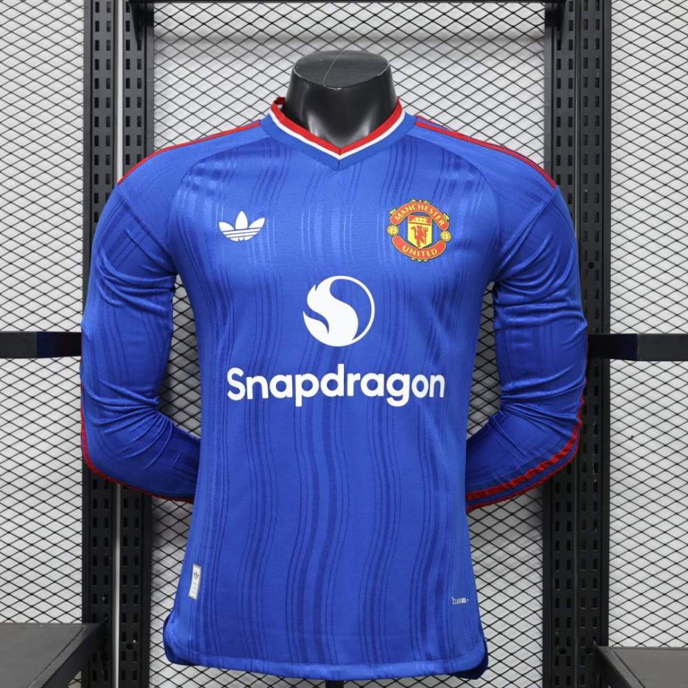 Manchester United Away Kit + FREE shorts